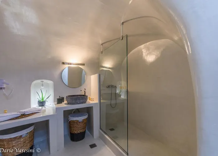 Santorinian Lava House