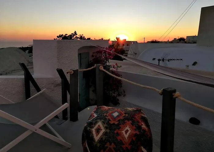 Santorinian Lava House Tatil Evi